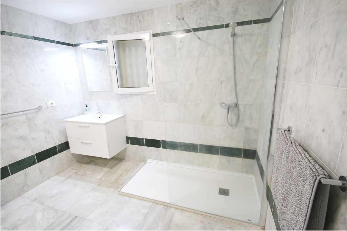 Dinastia B401 By Tenerife Rental & Sales Los Cristianos  Exterior photo